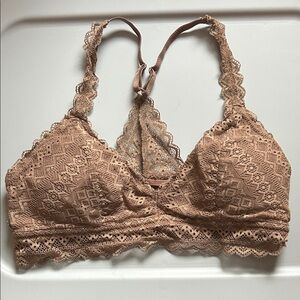 Auden Lace Bralette in Tan - size M